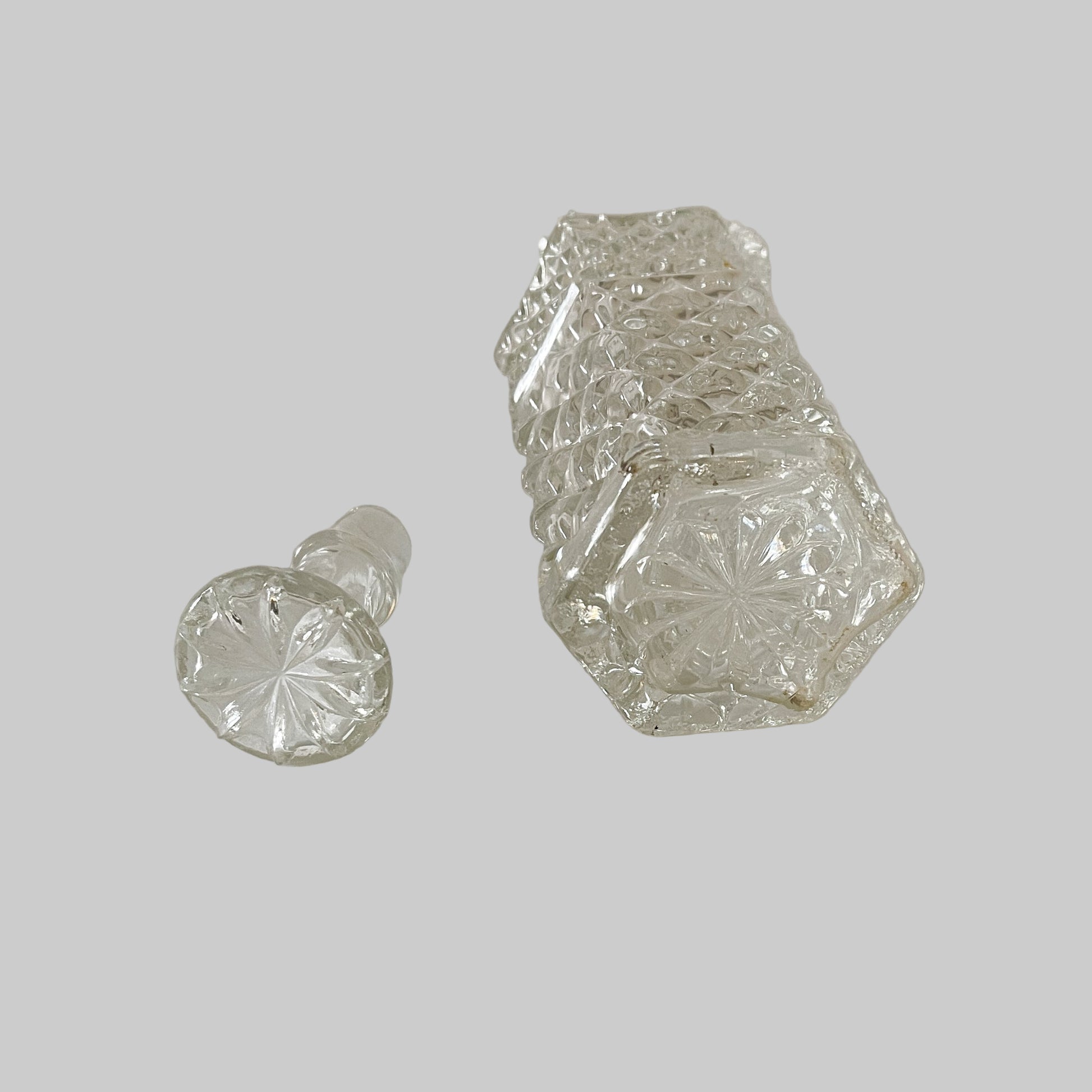 1960s Anchor Hocking Wexford Cruet with Stopper