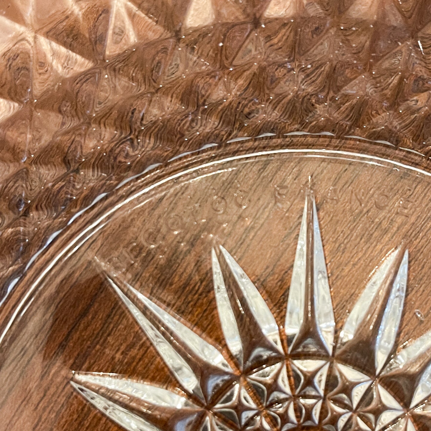 1970s Arcoroc Diamant Sunburst Glass Serving Bowl 4"