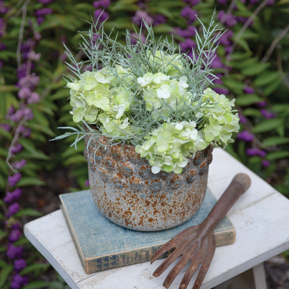 Denim Hobnail Concrete Pot