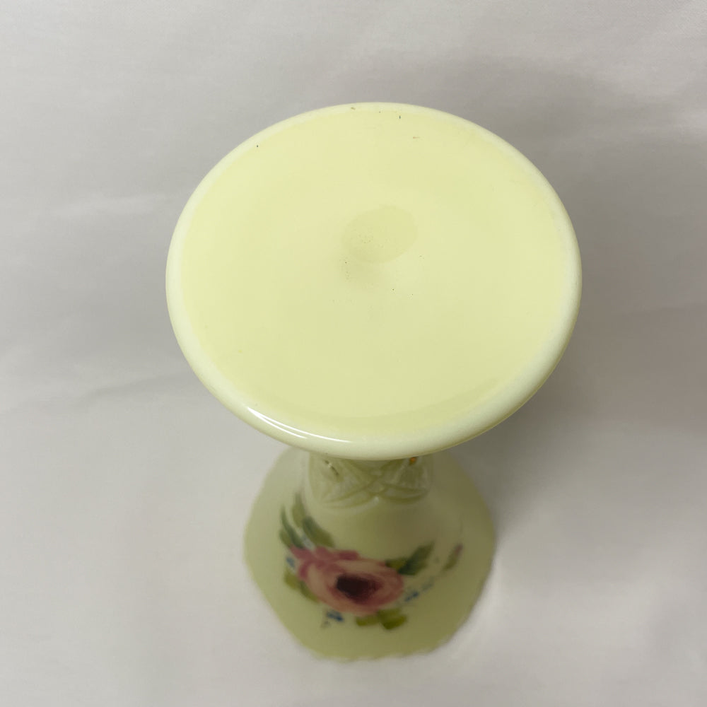 Diamond Peg Custard Glass Vase - Jefferson