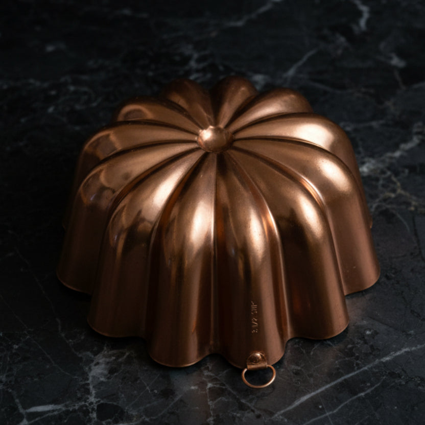 Vintage Fluted Gelatin Mold | Copper-Toned Aluminum c1970s–1980s