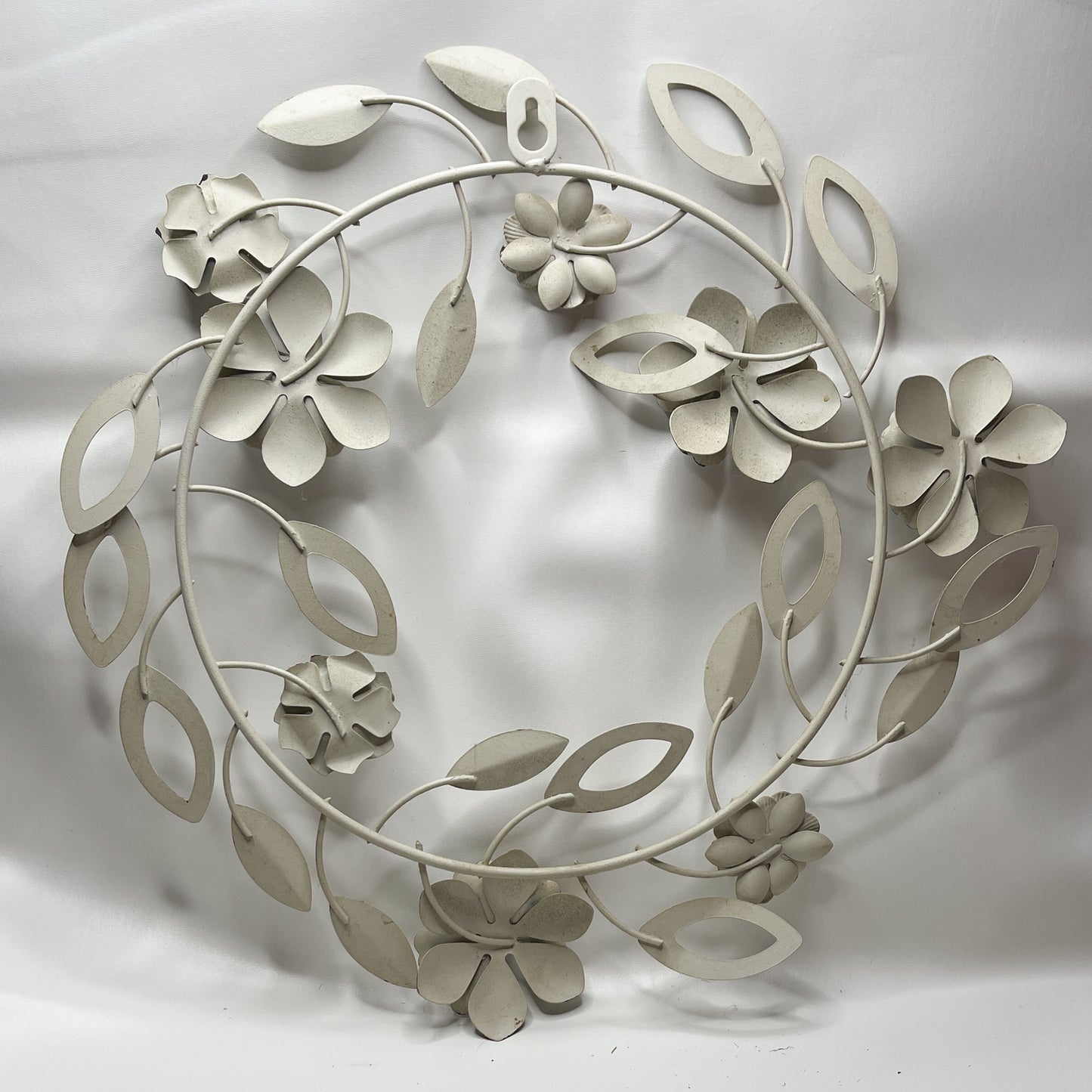 Metal Flower Wall Decor