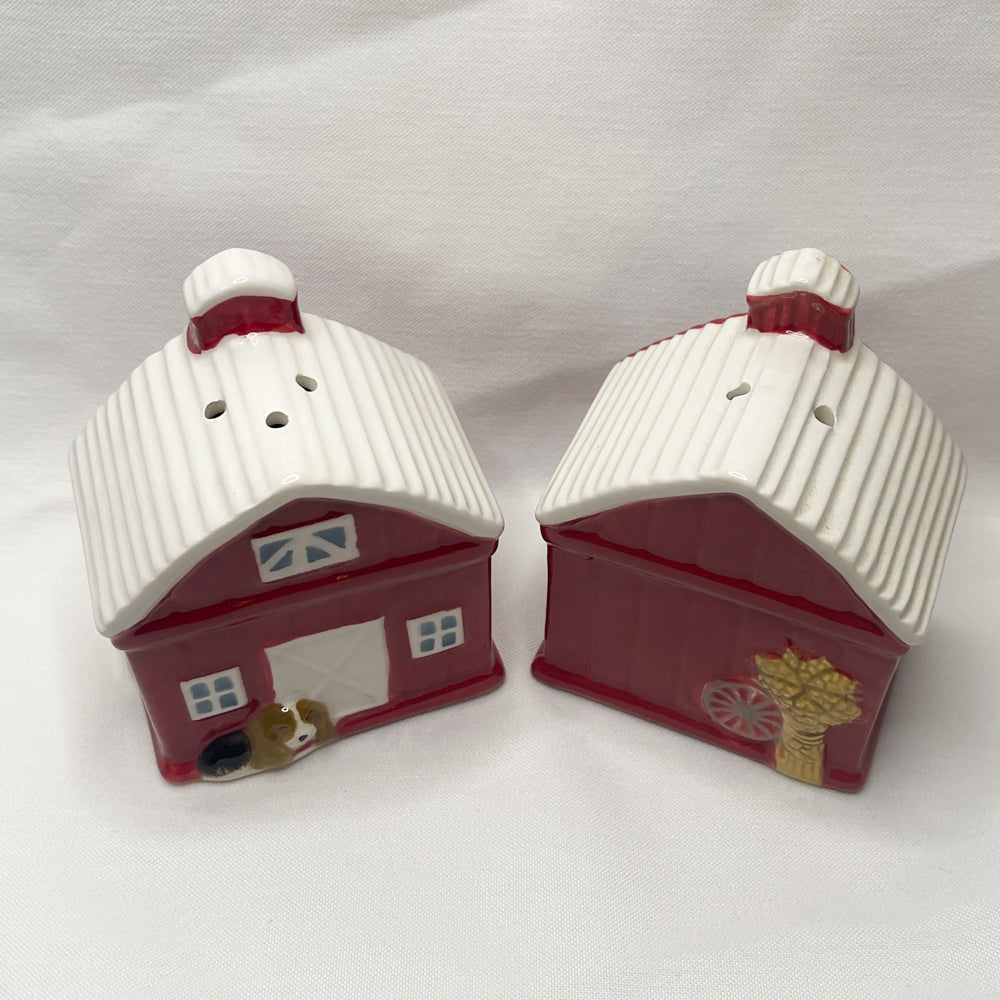 Red Barn Salt & Pepper Shaker Set - Pioneer Woman