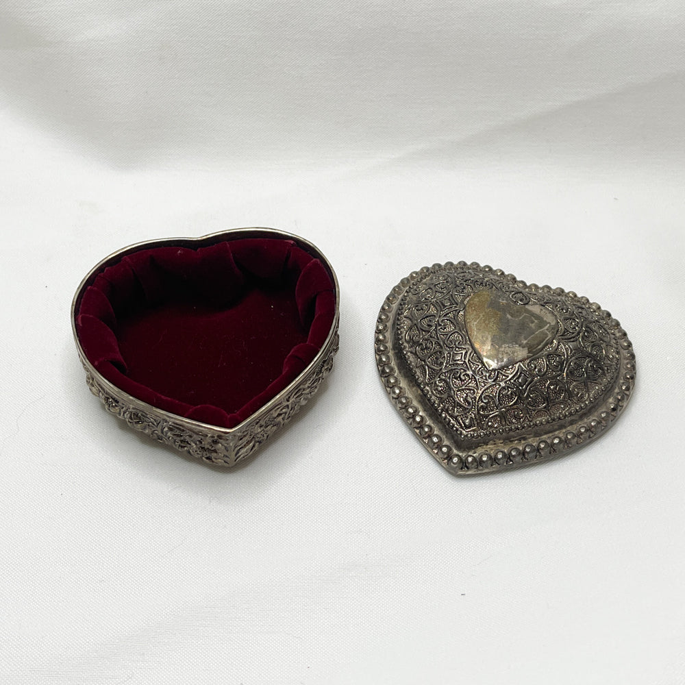 Sliverplated Heart Trinket Box - Vintage