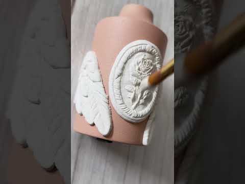 IOD Heraldry Decor Mould - Iron Orchid Designs