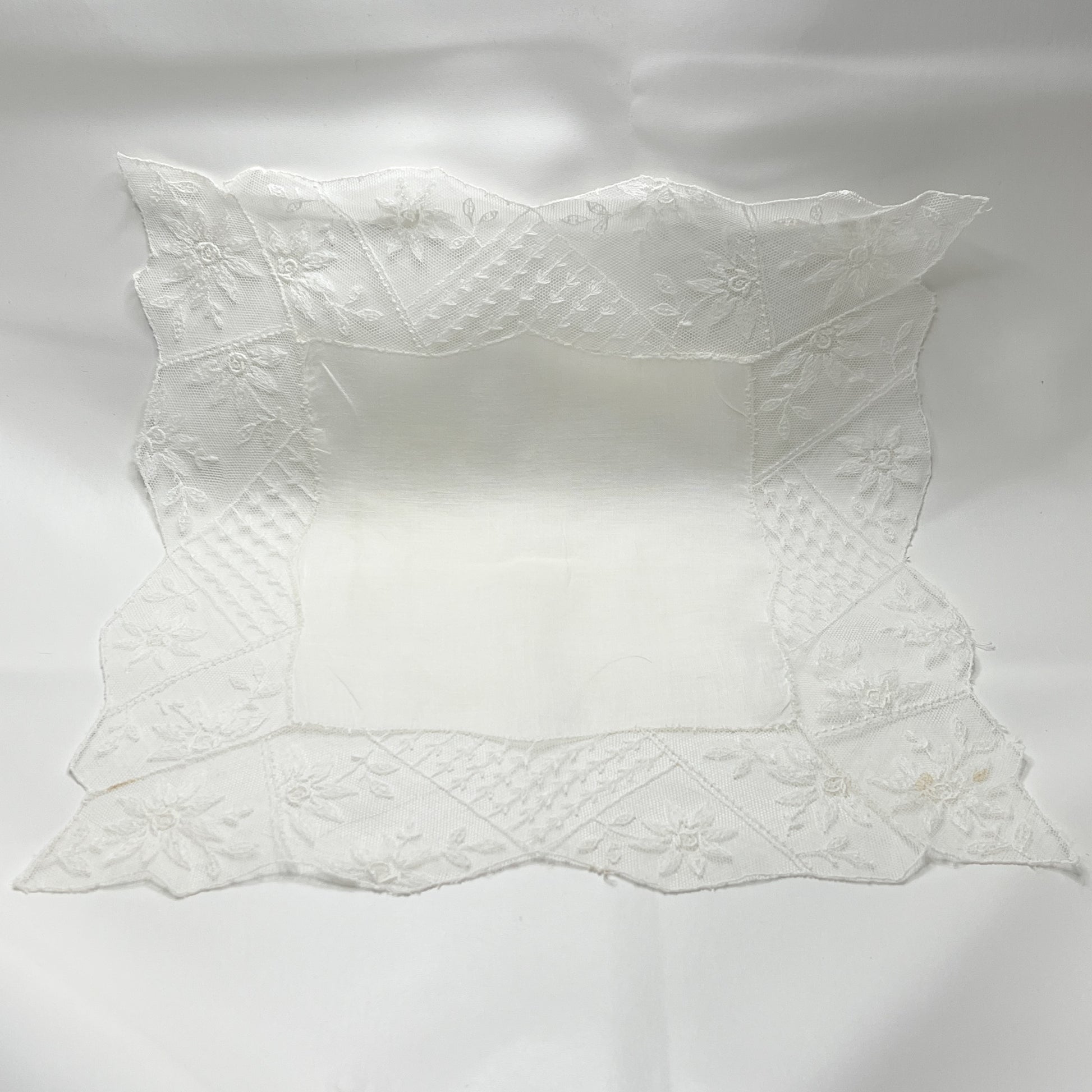 White Lace Handkerchief - Vintage