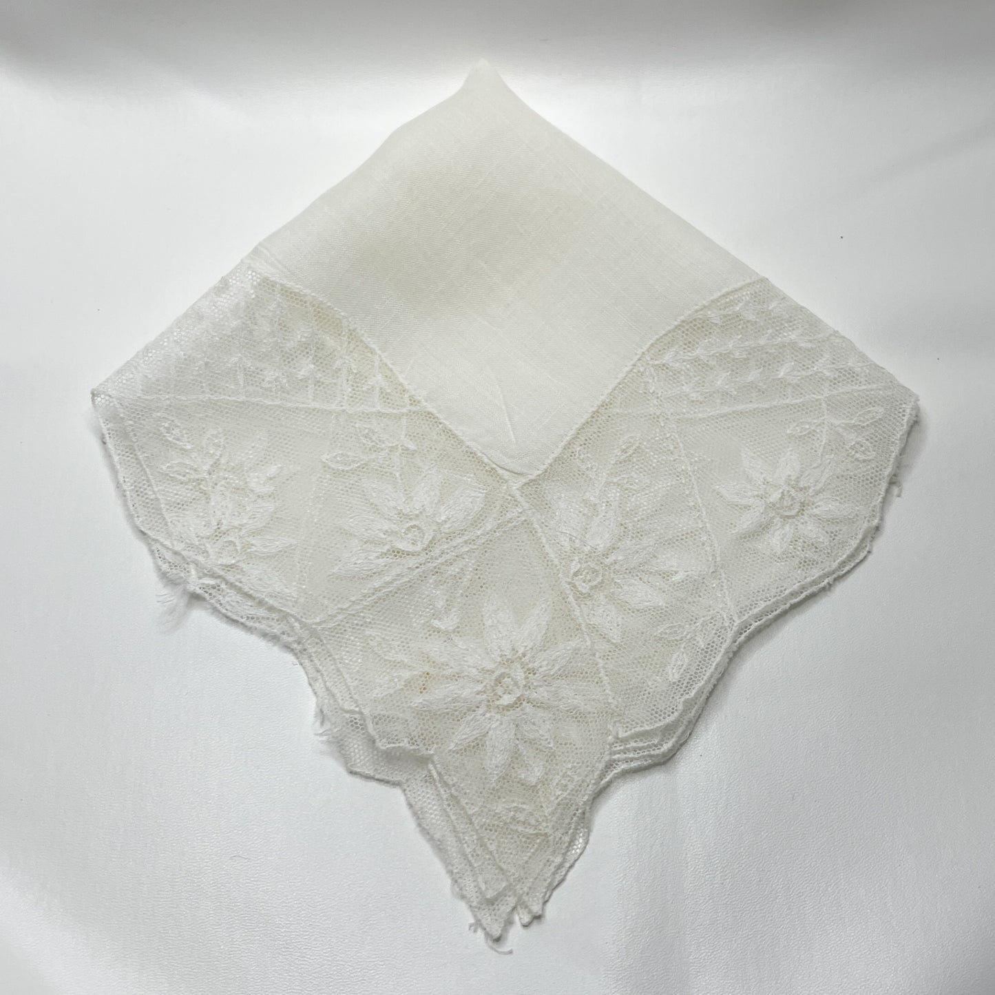 White Lace Handkerchief - Vintage